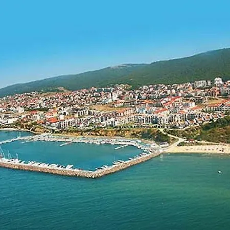Flora Apt G-eden Sveti Vlas, Bulgaria